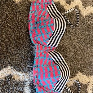 Super cute bikini top